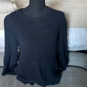 Basic black loft sweater